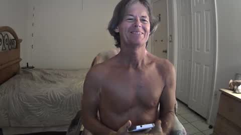 Snapshot of hewes1 chatting on 5, 7, 2026 hewes1 online show from 5, 7, 2026
