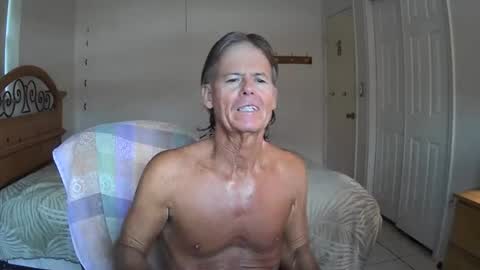 Snapshot of hewes1 chatting on 26, 7, 2026 hewes1 online show from 26, 7, 2026