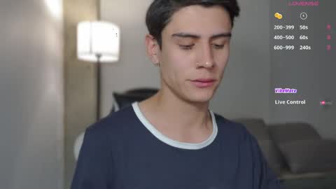 hey_cesard online show from 24, 4, 2026