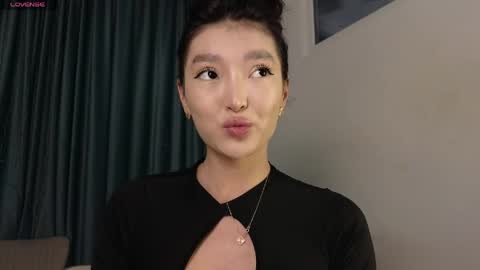 Audrey online show from 27, 4, 2026