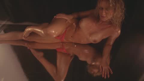 Snapshot of heybanan chatting on 15, 1, 2025 Alina online show from 15, 1, 2025