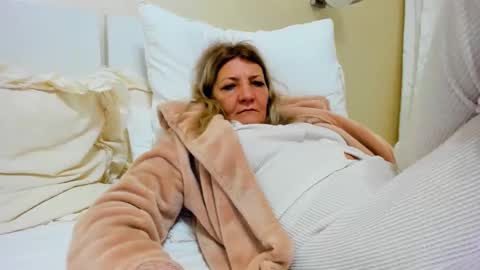 Heyheygrey online show from 19, 2, 2025