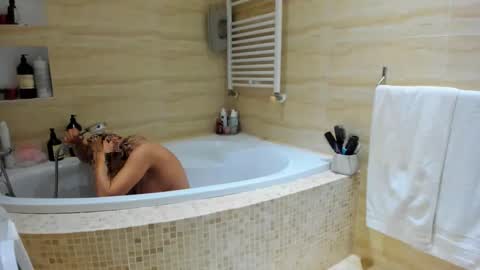 Heyheygrey online show from 20, 2, 2025