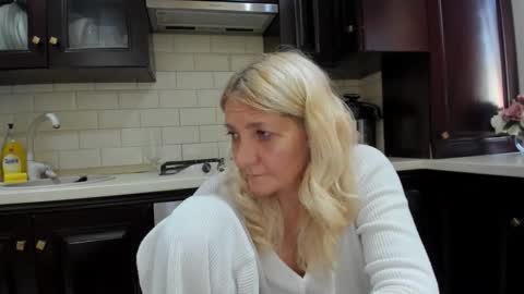 Heyheygrey online show from 9, 9, 2025