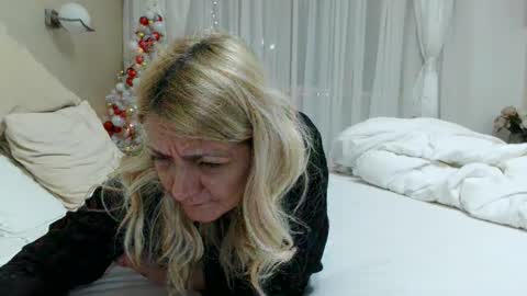 Heyheygrey online show from 19, 12, 2025