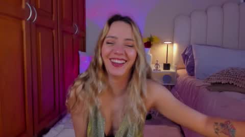 Martina Ricci Show schedule Monday to Friday 8am colombia time I work some weekends  online show from 14, 3, 2026