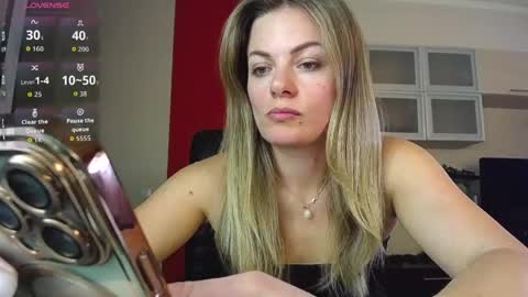 Lina online show from 23, 4, 2026