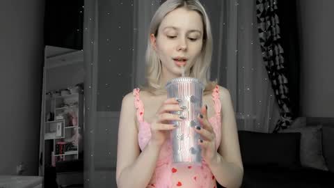 Snapshot of hi_popsy chatting on 1, 12, 2025 Popsy Risha online show from 1, 12, 2025