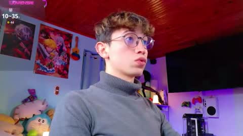 Snapshot of hi_tommy chatting on 20, 7, 2026 Christopher Chris online show from 20, 7, 2026