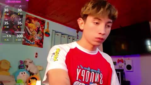 Snapshot of hi_tommy chatting on 24, 7, 2026 Christopher Chris online show from 24, 7, 2026