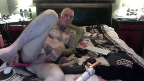 Snapshot of hiasallfuk13 chatting on 4, 1, 2025 HARDCORE13 online show from 4, 1, 2025