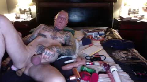 Snapshot of hiasallfuk13 chatting on 1, 10, 2025 HARDCORE13 online show from 1, 10, 2025