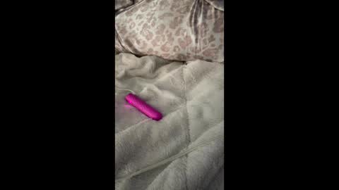 Bondage blondiie online show from 26, 4, 2026