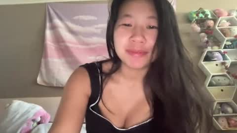 Snapshot of hiddenr0se chatting on 1, 8, 2026 HiddenR0se online show from 1, 8, 2026