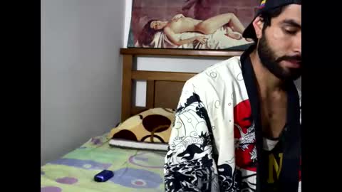 Snapshot of hideonbush051 chatting on 3, 12, 2025 hideonbush online show from 3, 12, 2025