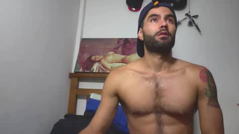 Snapshot of hideonbush051 chatting on 19, 1, 2026 hideonbush online show from 19, 1, 2026