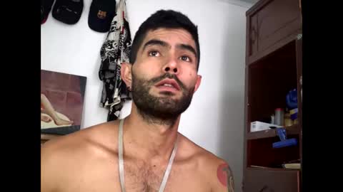 hideonbush online show from 24, 4, 2026