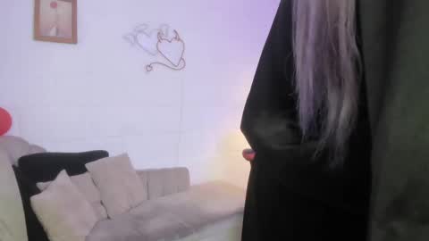 hikaru_dl online show from 3, 3, 2025