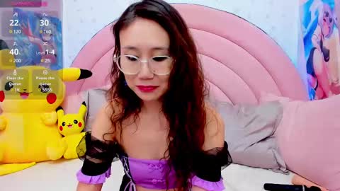 Hikori online show from 19, 2, 2025