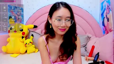 Hikori online show from 12, 3, 2025