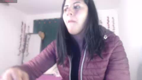 hilaril18 online show from 13, 7, 2026
