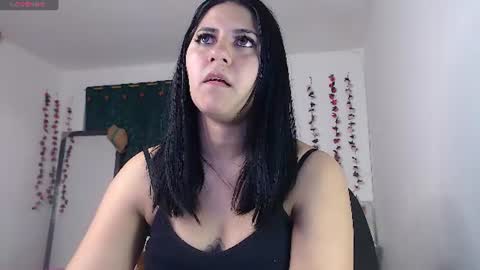 hilaril18 online show from 24, 7, 2026