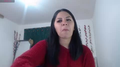 hilaril18 online show from 2, 8, 2026