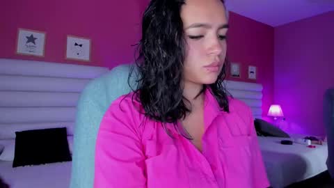 hilary_tailor online show from 27, 9, 2025