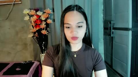 hilarymolly online show from 22, 2, 2026