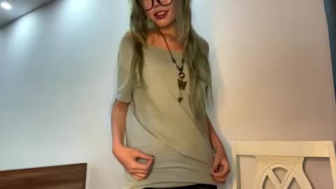 Kaori online show from 26, 7, 2026