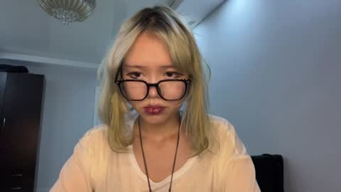 Kaori online show from 27, 7, 2026