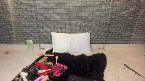 Hillary  online show from 19, 4, 2026