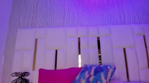 Hillary online show from 23, 4, 2026