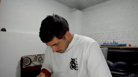 Hi moreno online show from 1, 1, 2025