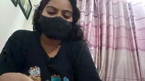 himuhimu22 online show from 28, 10, 2025