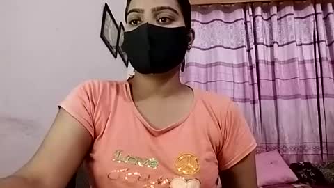 himuhimu22 online show from 25, 6, 2026