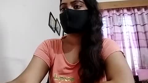 himuhimu22 online show from 15, 7, 2026