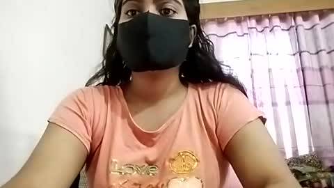 himuhimu22 online show from 19, 7, 2026