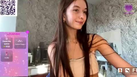 Snapshot of hinadesire chatting on 14, 6, 2026 Hina online show from 14, 6, 2026