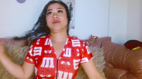 Snapshot of hinataleecs chatting on 29, 12, 2024 hinata lee online show from 29, 12, 2024