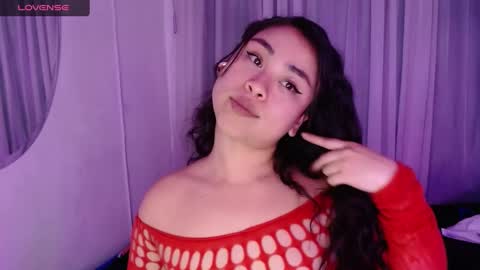 Snapshot of hinataleecs chatting on 19, 11, 2025 hinata lee online show from 19, 11, 2025