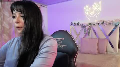 HINNA online show from 22, 4, 2026