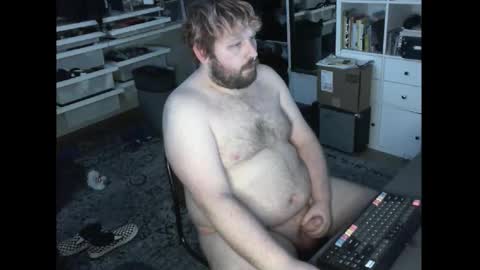 Snapshot of hipguy91 chatting on 18, 12, 2025 hipguy91 online show from 18, 12, 2025