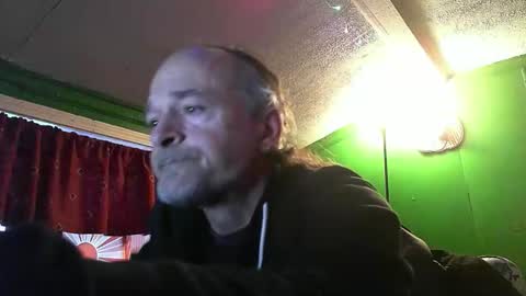 hippiedad333 online show from 5, 2, 2026