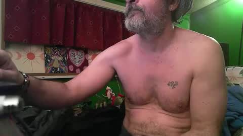 hippiedad333 online show from 16, 3, 2026