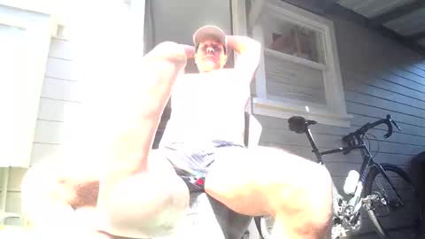 Hippie Jijm online show from 6, 6, 2026