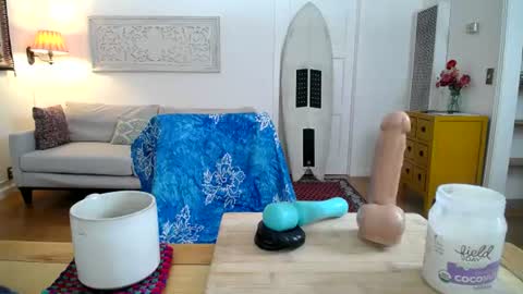 Hippie Jijm online show from 20, 6, 2026