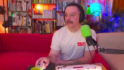 HipsterTrash Clark one half of Task Manager online show from 18, 6, 2026