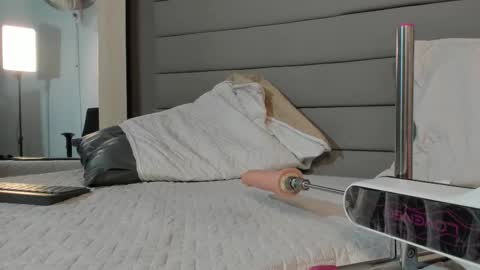 Hisoka online show from 9, 9, 2025