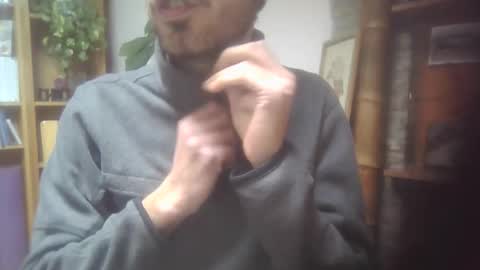 hitmenoww online show from 22, 3, 2026